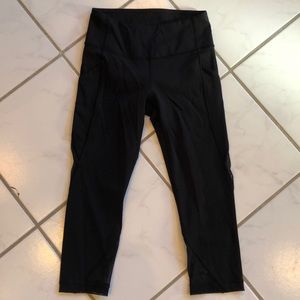 Lululemon mesh crop legging